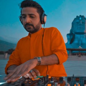 Om Namah Shivaya x Heard Right & Jope (Runner ) mashup